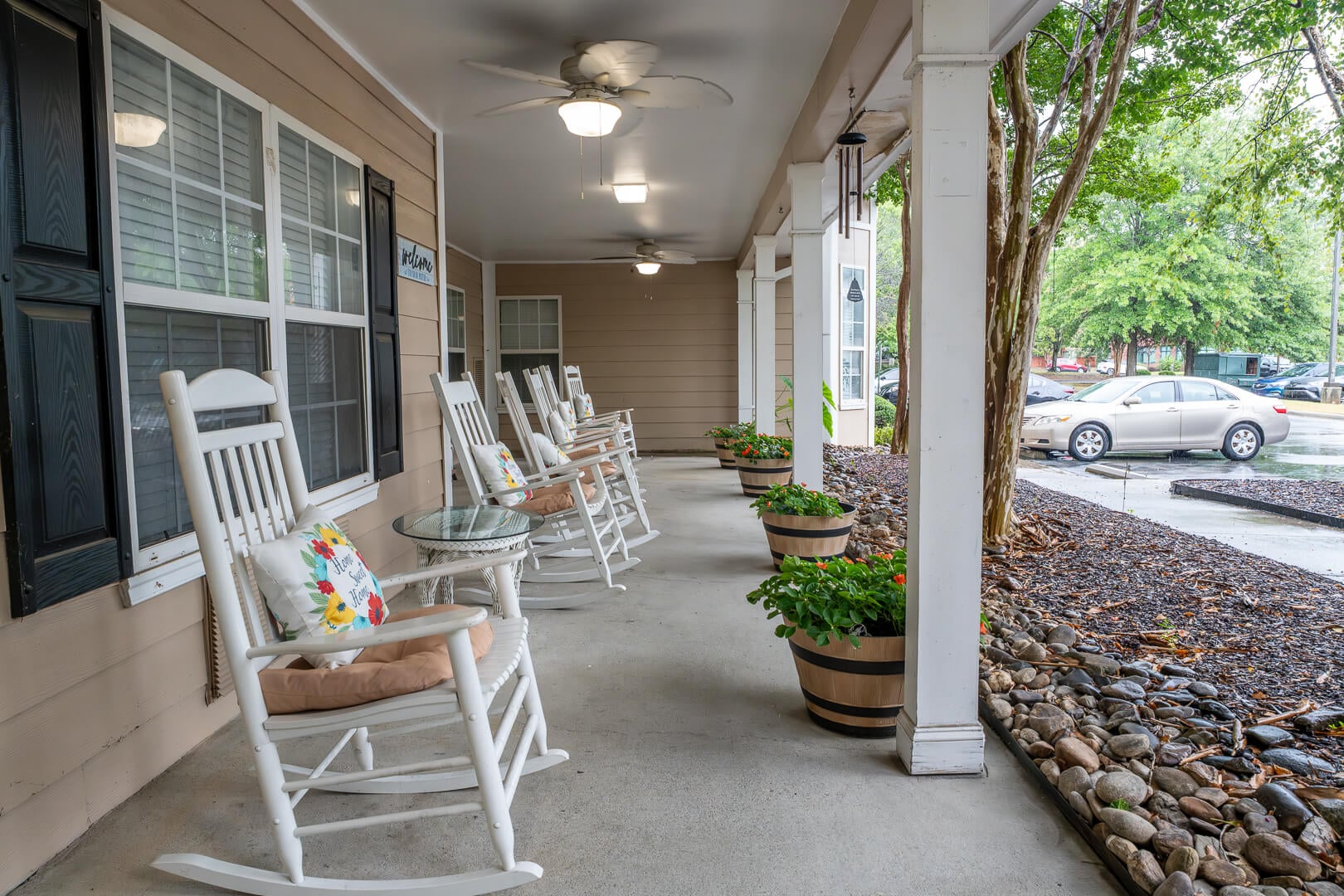 Covered Front Porch of Assisted Living Huntsville Alabama