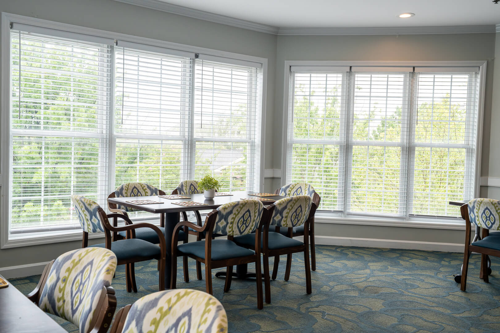 Community Dining for Memory Care Services