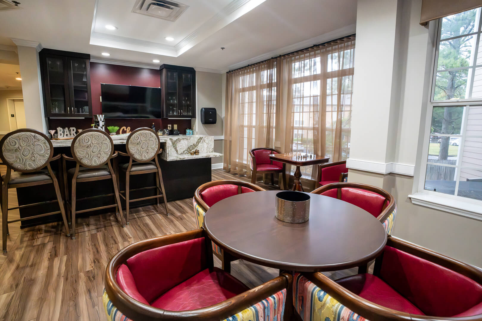 Comfortable Lounge With Entertainment at Assisted Living Facility